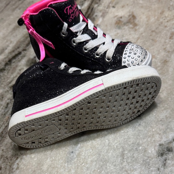 Skechers Twinkle Toes Glitter Black and Pink Sneakers - Picture 10 of 10